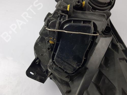 Right headlight VAUXHALL CORSA Mk III (D) (S07) 1.2 i 16V (L08) | BP30045353C29