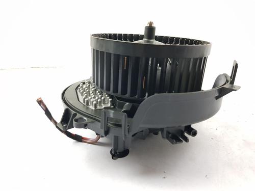 Heater blower motor VW T-ROC (A11, D11)  | BP30264623M62 