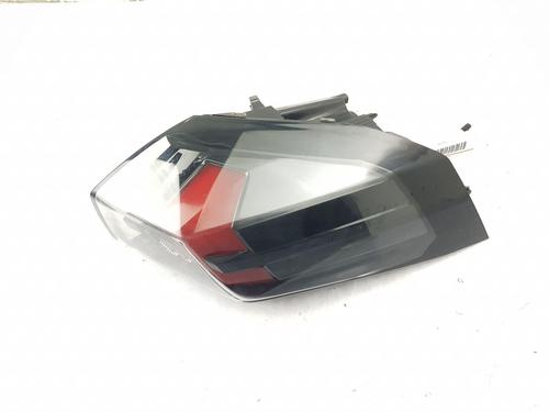 Used Right taillight Right taillight PEUGEOT 2008 II (UD_, US_, UY_, UJ_, UR_, UC_) 1.2 PureTech 130 (USHNS, URHNS) (130 hp) 30554529 30554529