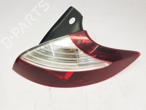 right-taillight-renault-megane-iii-hatchback-bz01_-b3_-2008-39032973 main image
