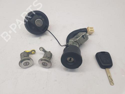 Used Ignition barrel Ignition barrel TOYOTA AYGO (_B1_) 1.0 (KGB10_, KGB10R) (68 hp) 36342713 36342713
