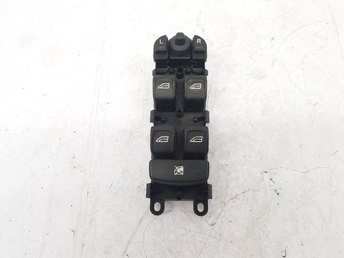 Used Right front window switch Right front window switch LAND ROVER FREELANDER 2 (L359) 2.2 TD4 4x4 (160 hp) 33442886 33442886