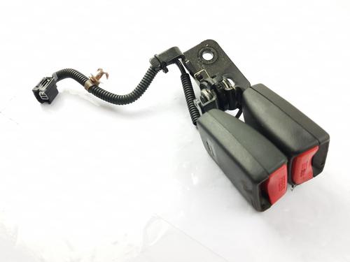 Seat buckle HONDA CIVIC VIII Hatchback (FN, FK) 2.2 CTDi (FK3) | BP28032635I32 