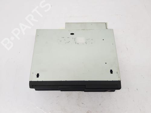 Used Radio LAND ROVER RANGE ROVER III (L322) 3.6 D 4x4 (272 hp) 30628108