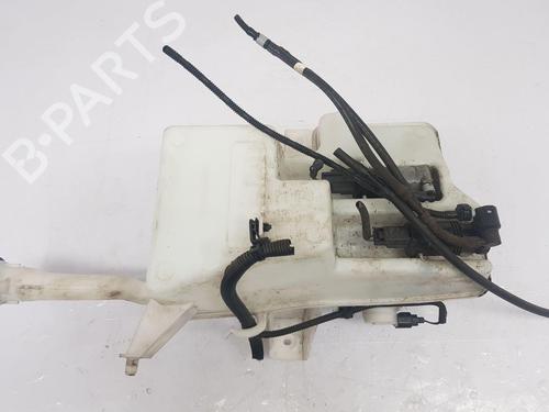 Windscreen washer tank VOLVO V40 Hatchback (525) D3 | BP29575700C113 