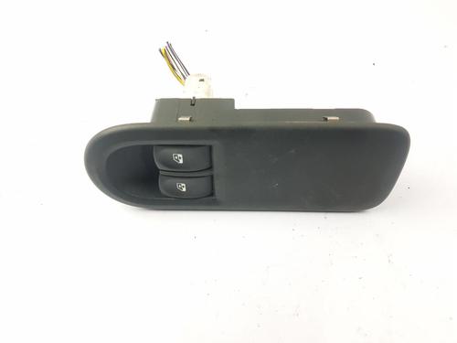 Used Right front window switch Right front window switch RENAULT CLIO III (BR0/1, CR0/1) 1.2 16V (BR02, BR0J, BR11, CR02, CR0J, CR11) (75 hp) 33030035 33030035