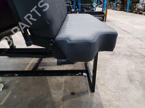 Rear seat VW TRANSPORTER T5 Van (7HA, 7HH, 7EA, 7EH) 2.0 TDI | BP31864337C17