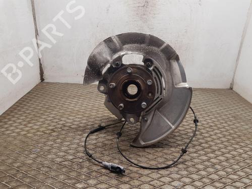 Used Right front steering knuckle LAND ROVER RANGE ROVER EVOQUE (L551) 2.0 D150 (150 hp) 30689950