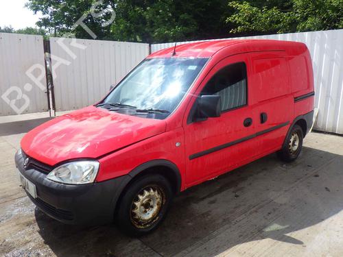 Left headlight VAUXHALL COMBO Mk II (C) Box Body/MPV (F25) 1.3 CDTI 16V | BP32331938C28 