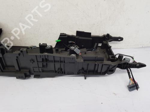 Armrest / Center console VOLVO XC60 II (246) T8 Hybrid AWD | BP29620370I20 
