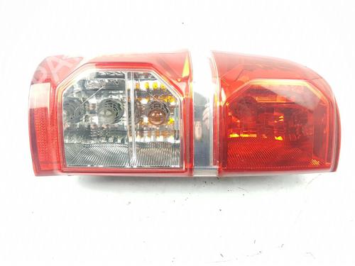 Achterlicht links TOYOTA HILUX VII Pickup (_N1_, _N2_, _N3_) 2.5 D-4D 4WD (KUN25) (144 hp) 30520466
