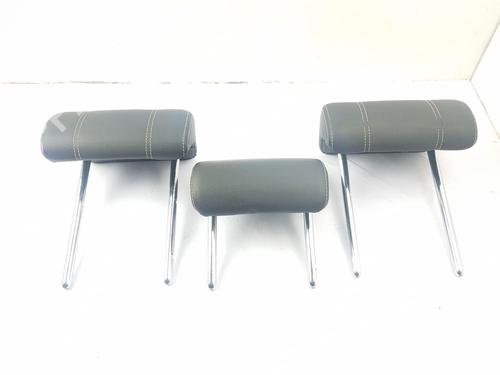 Headrest LAND ROVER RANGE ROVER VELAR (L560) 2.0 D240 SD4 4x4 | BP30948703I31