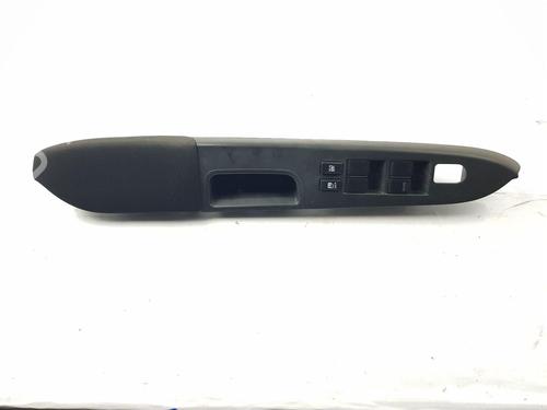 Used Right front window switch SUZUKI SX4 (EY, GY) 1.6 VVT 4x4 (RW416) (120 hp) 30603443