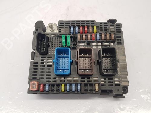 fuse-box-citroen-c4-cactus-2014-36308285 main image