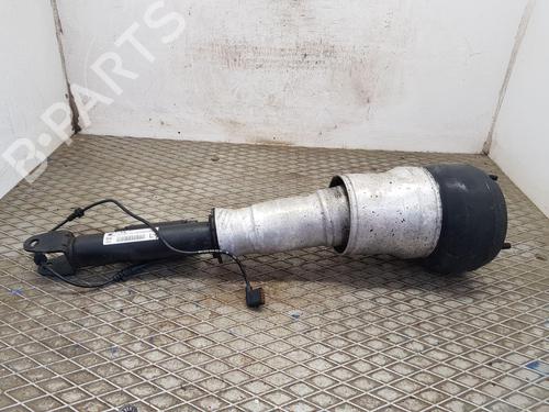 Used Left front shock absorber MERCEDES-BENZ S-CLASS (W222, V222, X222) S 350 BlueTEC / d (222.132, 222.032, 222.123) (258 hp) 29956996