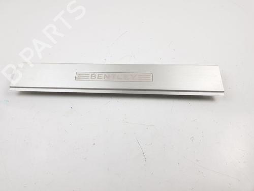 Right sideskirt BENTLEY BENTAYGA (4V1) 6.0 | BP22679484C114 