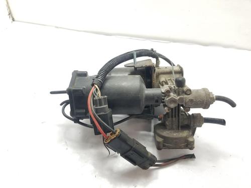 Used Suspension compressor LAND ROVER DISCOVERY III (L319) 2.7 TD 4x4 (190 hp) 26310318