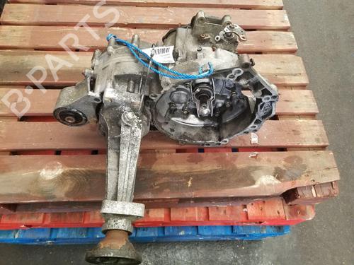 Used Gearbox Gearbox VW TRANSPORTER T4 Bus (70B, 70C, 7DB, 7DK, 70J, 70K, 7DC, 7DJ) 2.5 (110 hp) 33944538 33944538