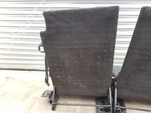 Right front seat LAND ROVER DISCOVERY IV (L319) 3.0 TD 4x4 | BP26915072C16 
