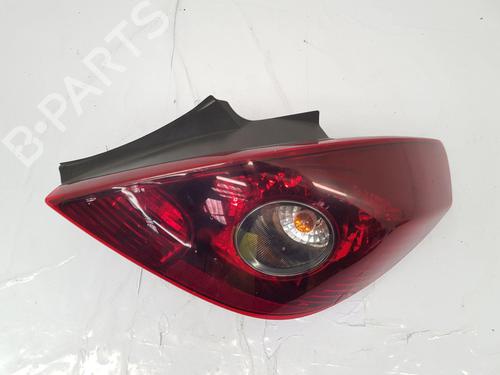 Used Right taillight Right taillight VAUXHALL CORSA Mk III (D) (S07) 1.2 i 16V (L08) (86 hp) 34407083 34407083