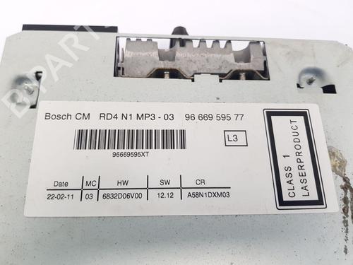 Radio PEUGEOT 5008 (0U_, 0E_) 1.6 HDi | BP24322156E6