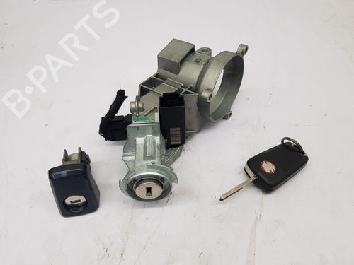 Used Ignition barrel Ignition barrel VAUXHALL CORSA Mk III (D) (S07) 1.2 i 16V (L08) (86 hp) 40015860 40015860