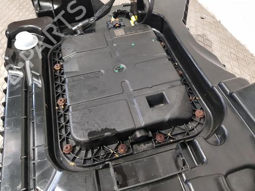 AdBlue tank PEUGEOT 308 II (LB_, LP_, LW_, LH_, L3_) 1.6 BlueHDi 120 | BP24599779M85