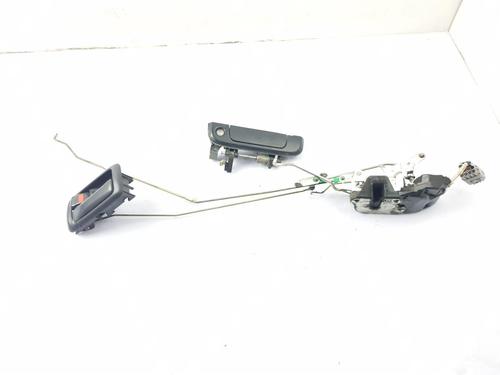 Used Front left lock TOYOTA HIACE IV Van (__H1_, __H2_) 2.5 D-4D (KLH12, KLH22) (88 hp) 30796209