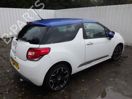 Right front fog light CITROËN DS3 (SA_) 1.6 HDi 90 | BP28683991C31 - Image 11
