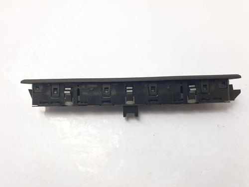 Switch BMW 7 (G11, G12) 740 d, Ld xDrive | BP22660698I30 