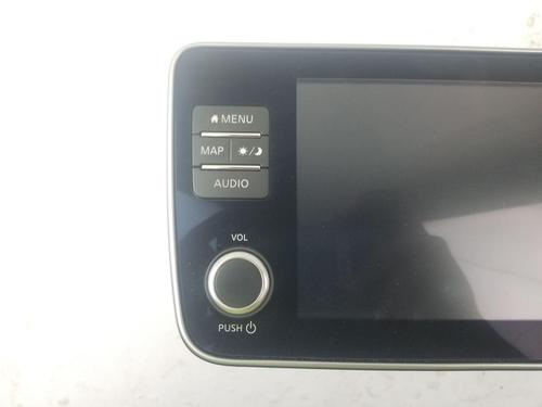 Radio NISSAN LEAF (ZE1) | BP38328401E6 - Image 2