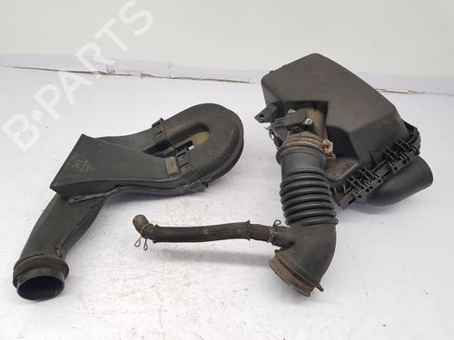 Used Air filter box TOYOTA AURIS (_E18_) 1.6 (ZRE181_, ZRE185_, ZRE185R, ZRE181R) (132 hp) 23053935