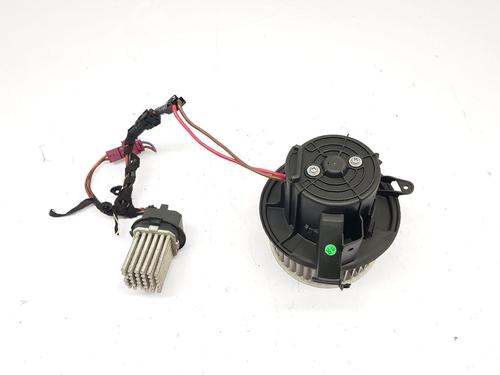 heater-blower-motor-mercedes-benz-c-class-w204-2007-2008-2009-2010-2011-2012-2013-2014-2015-33130858 main image