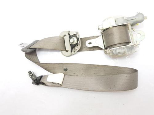 Used Front left seatbelt TOYOTA HILUX VII Pickup (_N1_, _N2_, _N3_) 2.5 D-4D 4WD (KUN25) (144 hp) 29737940