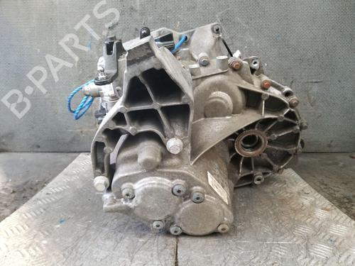 Gearkasse VOLVO V40 Hatchback (525) D2 | BP30806038M3