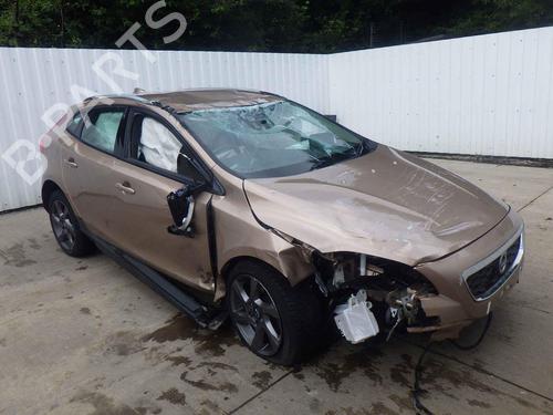 Gearkasse VOLVO V40 Hatchback (525) D2 | BP30806038M3