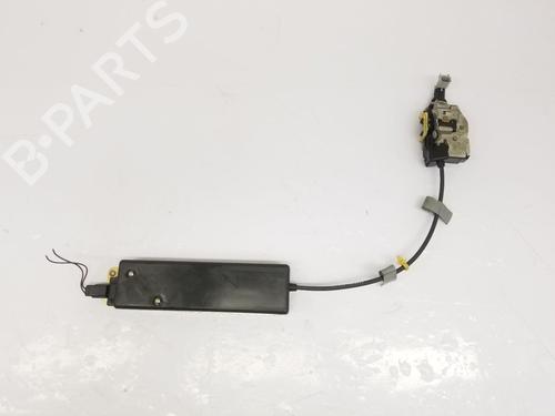Used Tailgate lock LAND ROVER DISCOVERY III (L319) 2.7 TD 4x4 (190 hp) 28157843