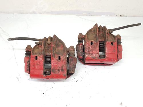 Remklauw rechts voor Remklauw rechts voor MITSUBISHI COLT VI (Z3_A, Z2_A) 1.5 CZT (Z37A) (150 hp) 36884117 36884117