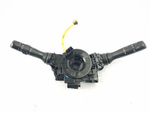 Commodo Essuie Glace / Phare TOYOTA YARIS (_P9_) 1.33 VVT-i (NSP90_, NSP90R) (100 hp) 29597879