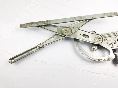Front right window mechanism RENAULT MEGANE III Hatchback (BZ0/1_, B3_) 1.5 dCi (BZ09, BZ0D, BZ1W, BZ29, BZ14) | BP25462079C23 