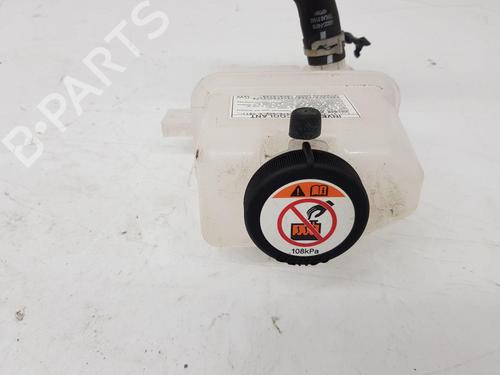 Expansion tank TOYOTA COROLLA Estate (_E21_) 1.8 Hybrid (ZWE211W) | BP22666509C120 
