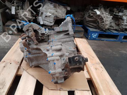 Gearbox TOYOTA COROLLA (_E12_) 1.6 VVT-i (ZZE121_, ZZE121R) | BP30138130M3