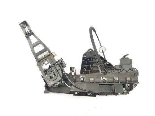 Serratura anteriore destra FORD FOCUS II (DA_, HCP, DP) 1.6 (100 hp) 29839721