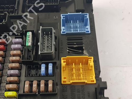 Electronic module VAUXHALL CORSA Mk V (F) 1.2 | BP37716582M83 - Image 2