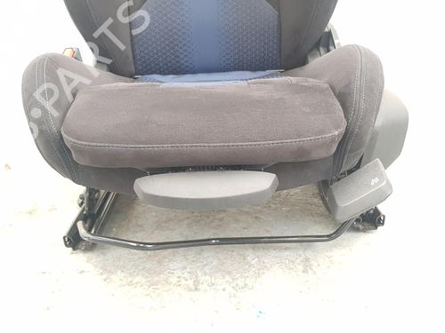 Right front seat BMW 1 (F40) M 135 i xDrive | BP37585008C16  - Image 78