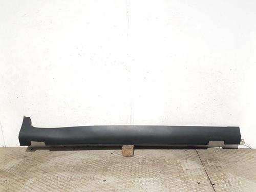 Used Right sideskirt KIA STONIC (YB) [2017-2026]  31959802