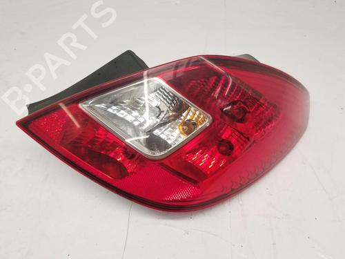 Used Right taillight Right taillight VAUXHALL CORSA Mk III (D) (S07) 1.2 i 16V (L08) (86 hp) 39026782 39026782