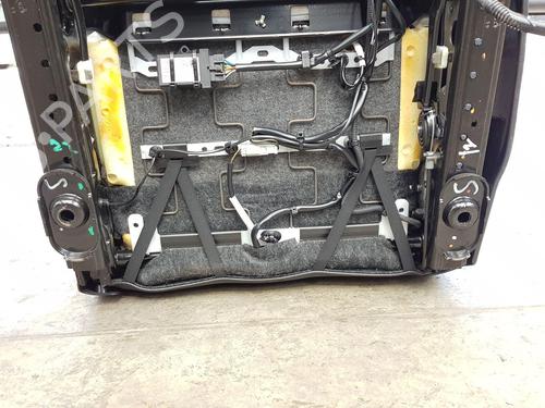 Right front seat FORD FIESTA VI (CB1, CCN) 1.6 ST | BP27600641C16 