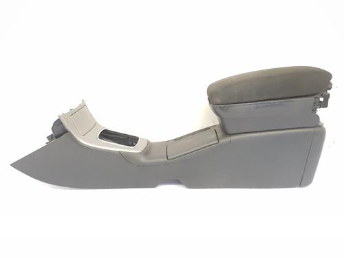 Used Armrest / Center console TOYOTA AVENSIS (_T25_) 2.0 D-4D (ADT250_, ADT250R) (126 hp) 22671873