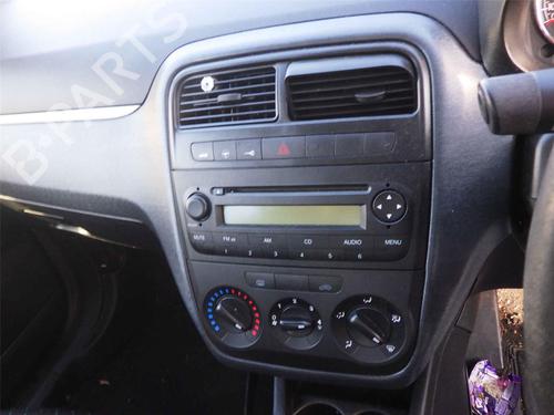 Gear lever FIAT GRANDE PUNTO (199_) 1.4 (199AXB11, 199AXB1A, 199BXB1A, 199AXL1A) | BP29440155M90 